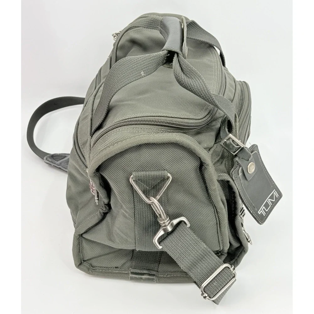 Tumi 261M3 Duffle Bag Travel Nylon Green Made USA Carry On Luggage Tag